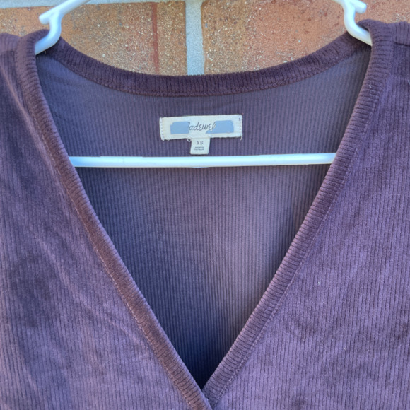 Corduroy Tie-Front Faux-Wrap Top Spiced Raisin Size XS NWOT - Picture 4 of 4